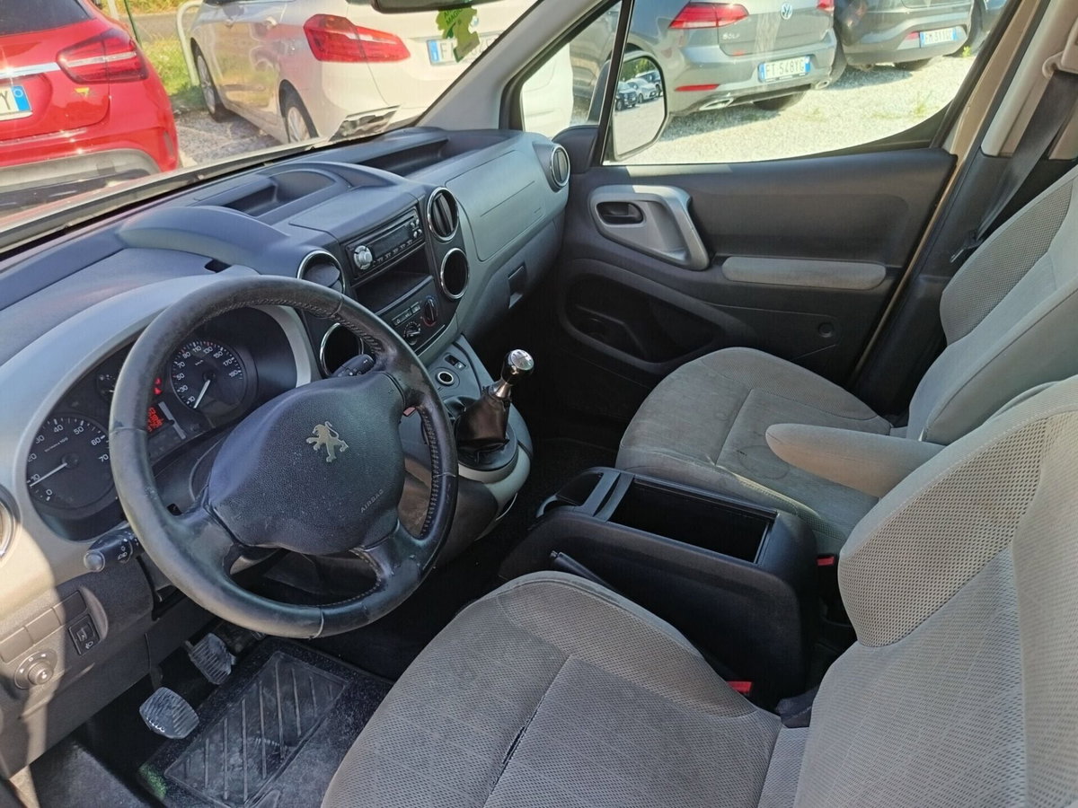 Peugeot Partner 1.6 110CV Premium (9)