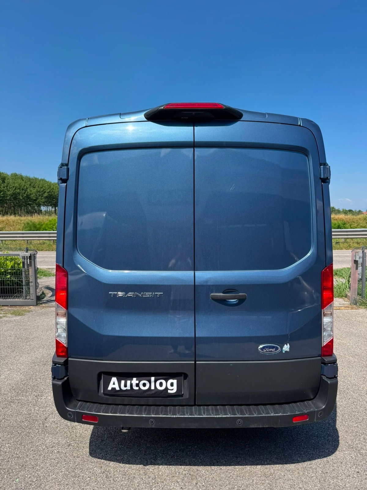 Ford Transit Furgone 310 2.0TDCi EcoBlue 170 aut. PM-TM Combi Trend (4)