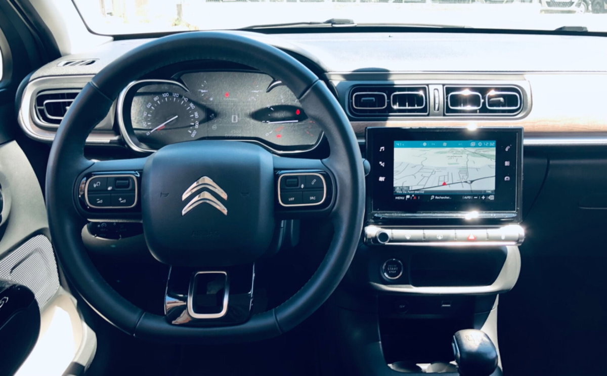 Citroen C3 PureTech 110 S&S Shine (7)