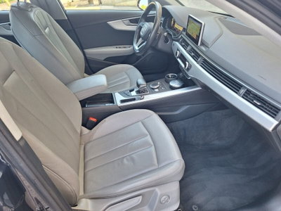 Audi A4 Avant 2.0 TDI 150 CV ultra S tronic Sport (14)