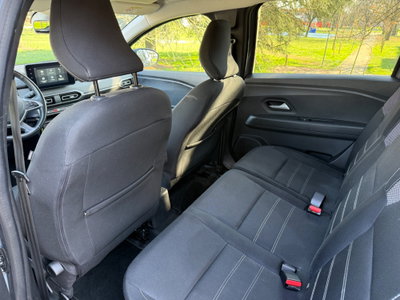 Dacia Jogger Jogger 1.0 TCe GPL 100 CV 5 posti Extreme (8)