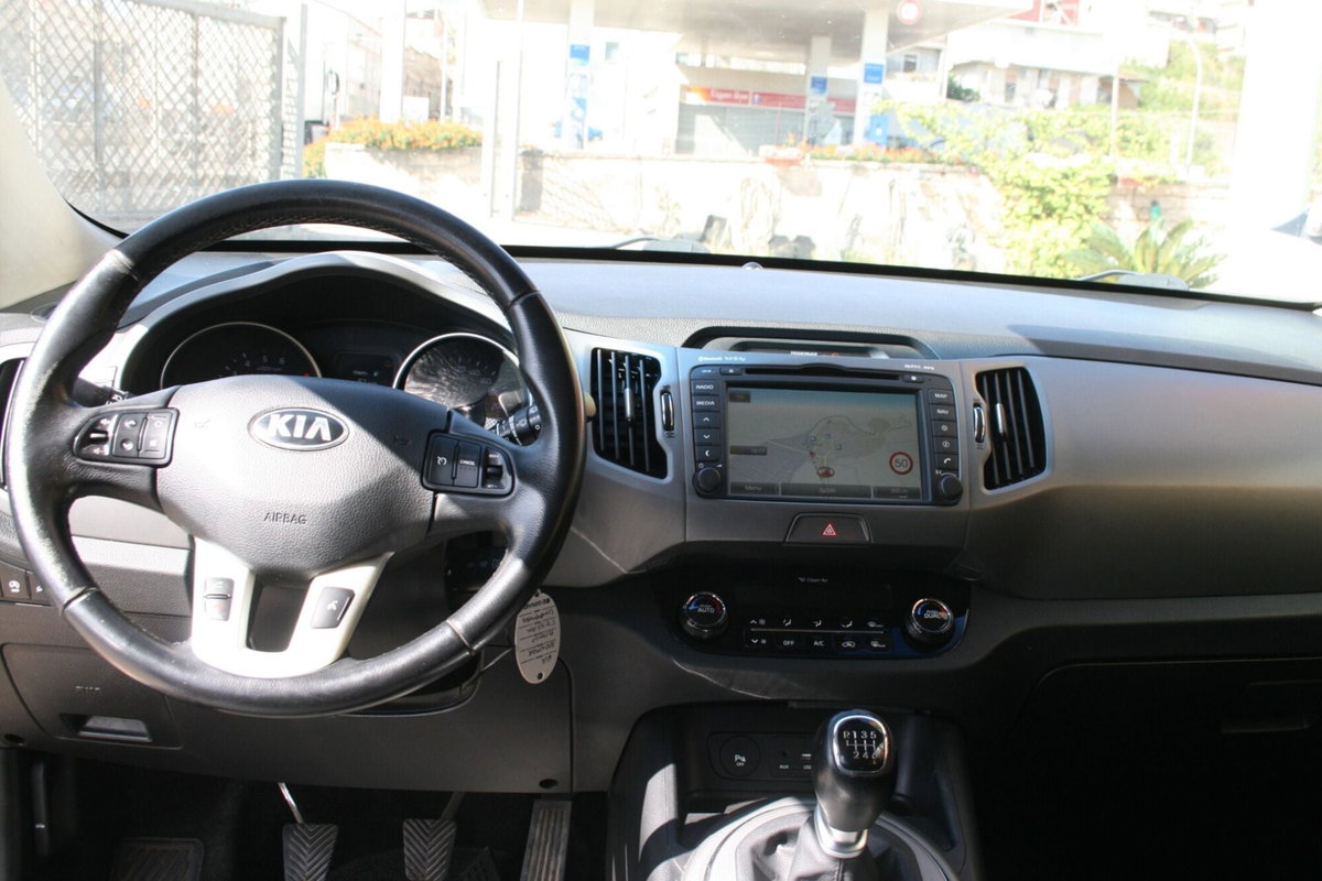 Kia Sportage 1.7 CRDI VGT 2WD Cool (8)