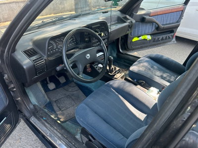 Lancia Thema i.e. 16V cat (10)