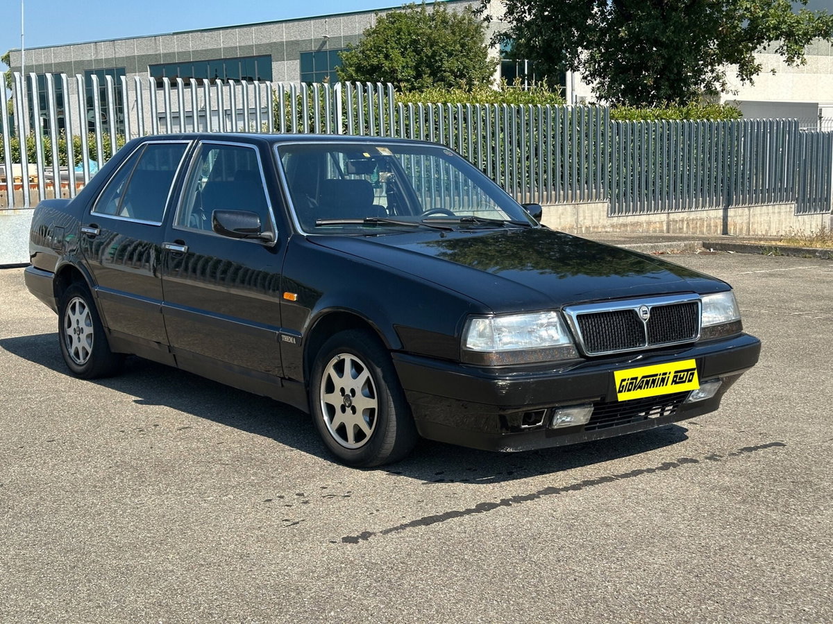 Lancia Thema i.e. 16V cat (3)