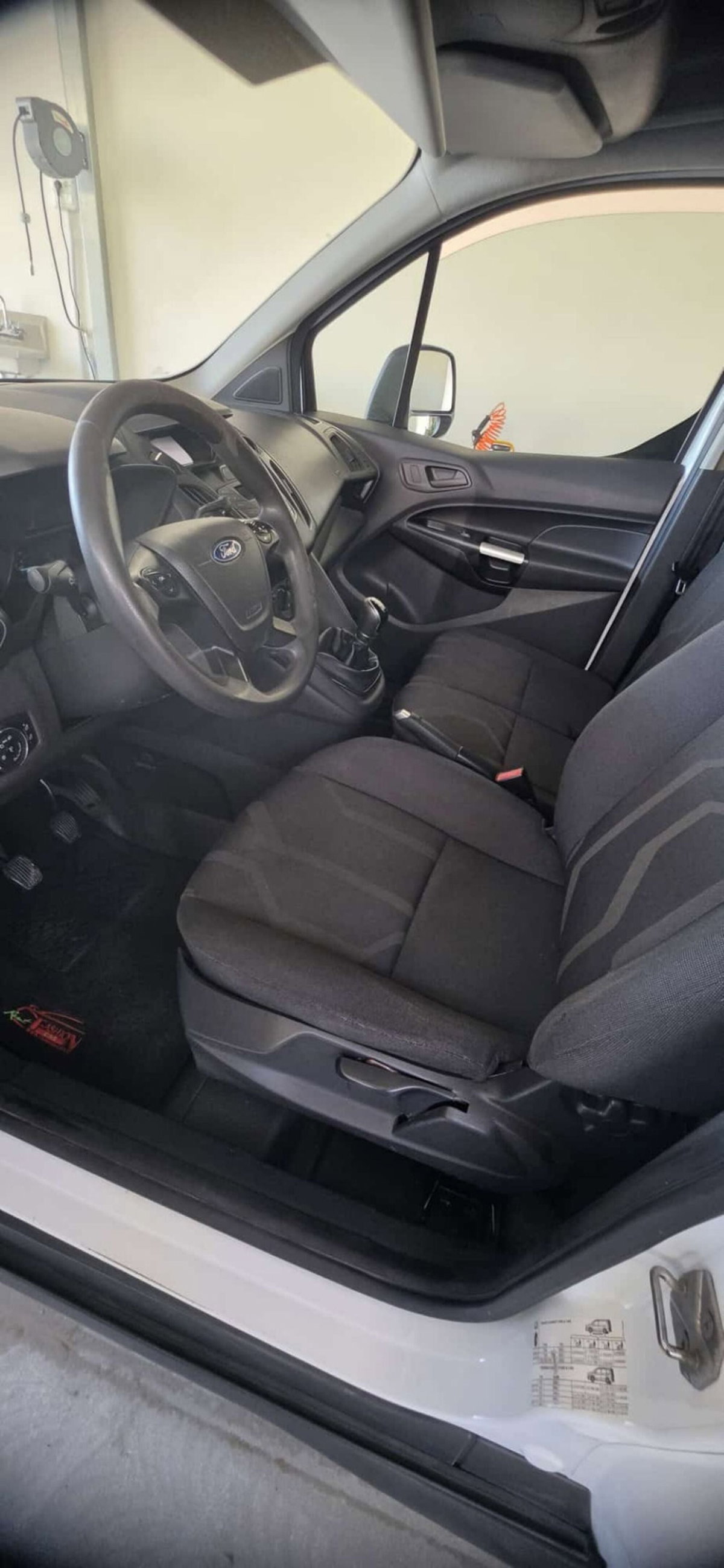 Ford Transit Connect Furgone 240 1.5 TDCi 100CV PL Furgone Entry (6)