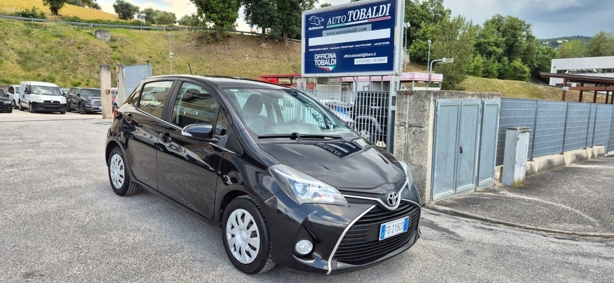 Toyota Yaris 1.0 5 porte