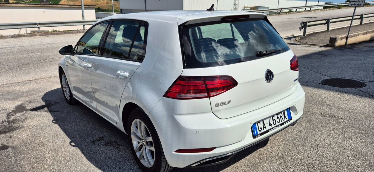 Volkswagen Golf 1.5 TGI DSG 5p. Business BlueMotion Technology (3)