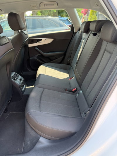 Audi A4 Avant 35 TDI/163 CV S tronic S line edition (11)