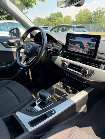Audi A4 Avant 35 TDI/163 CV S tronic S line edition (14)