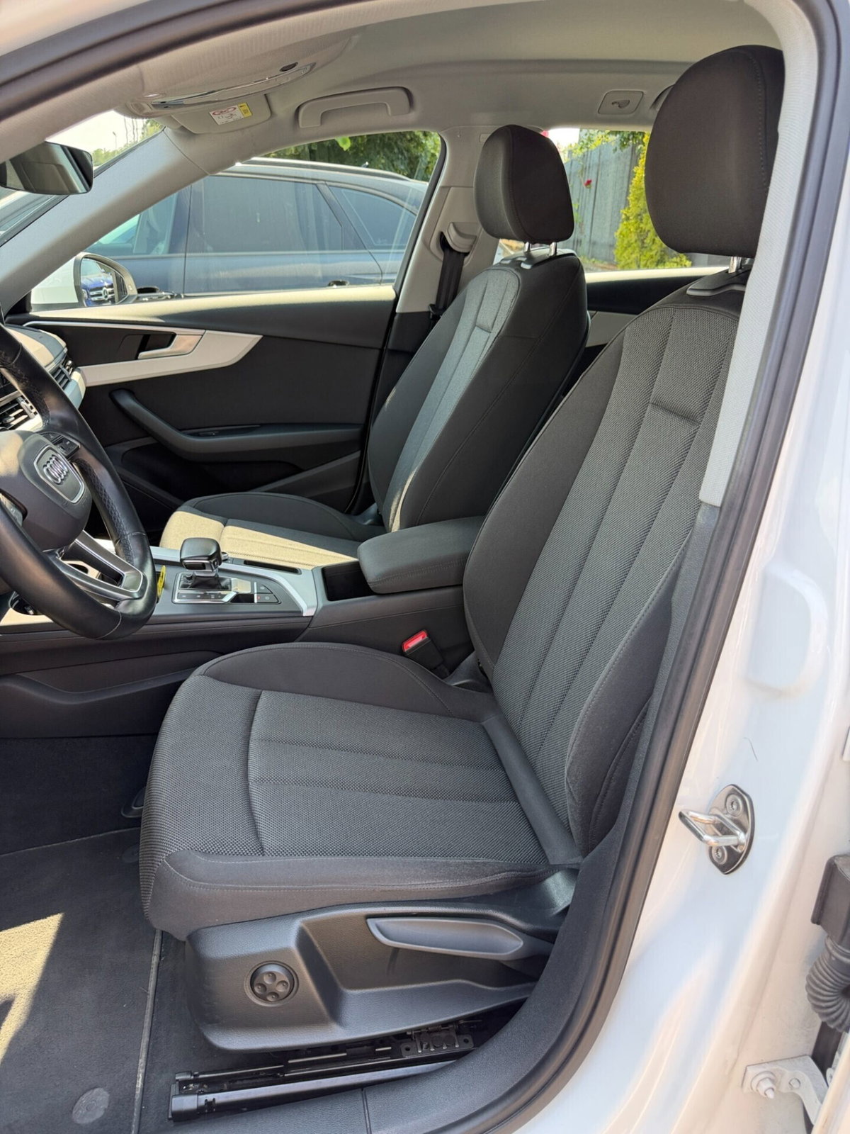 Audi A4 Avant 35 TDI/163 CV S tronic S line edition (8)