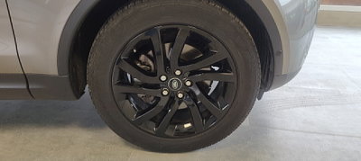 Land Rover Discovery 2.0 Si4 300 CV HSE Luxury (7)