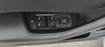 Volkswagen Passat Variant 2.0 TDI SCR 122 CV EVO DSG Business (20)