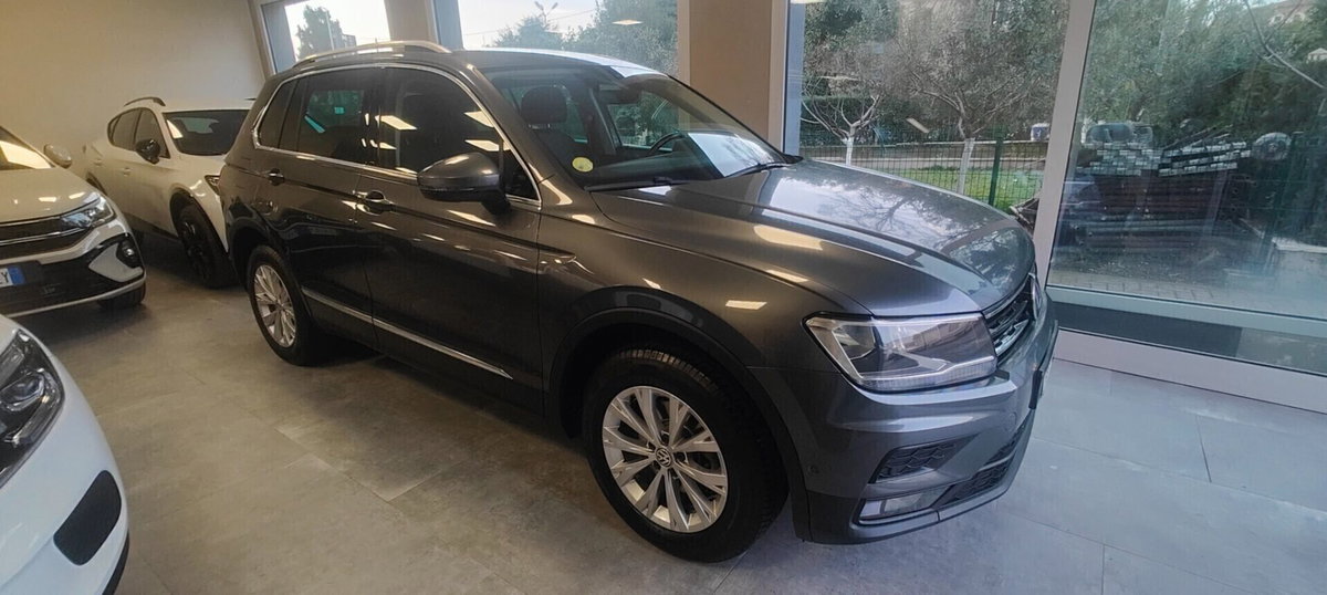 Volkswagen Tiguan 2.0 TDI 150 CV SCR DSG 4MOTION Life (2)