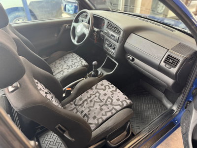 Volkswagen Golf Cabrio 1.6 cat Highline (13)