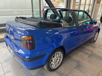 Volkswagen Golf Cabrio 1.6 cat Highline (17)