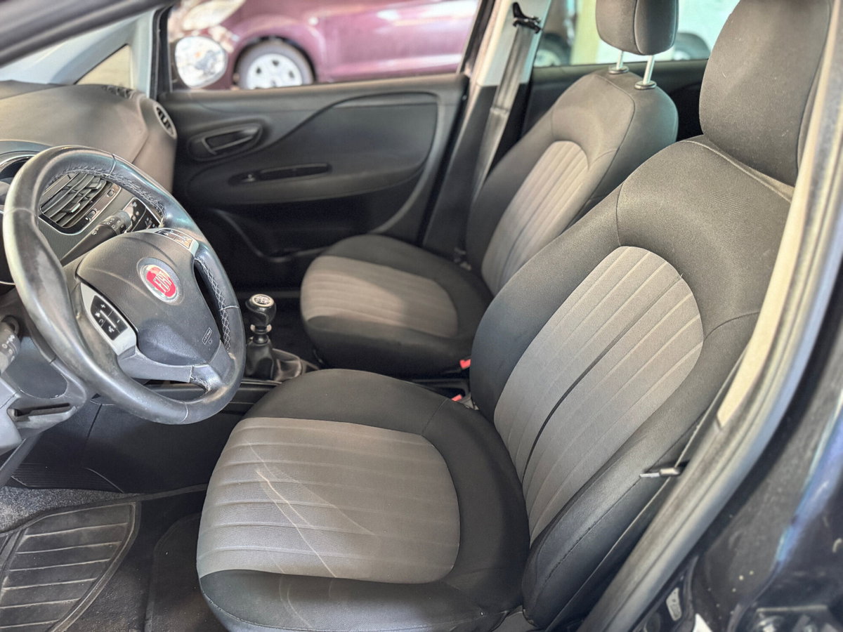 Fiat Punto 1.2 8V 5 porte Street (9)