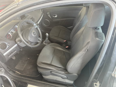 Renault Clio 1.5 dCi 75CV 3 porte 20th Anniversario (4)