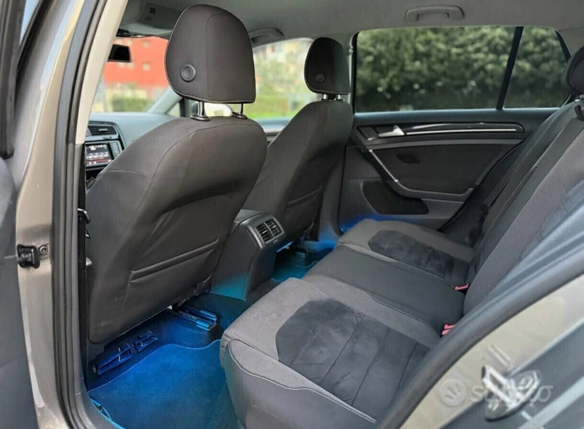 Volkswagen Golf 1.6 TDI DSG 5p. Highline BlueMotion Technology (16)