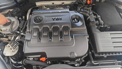 Volkswagen Golf 1.6 TDI DSG 5p. Highline BlueMotion Technology (17)