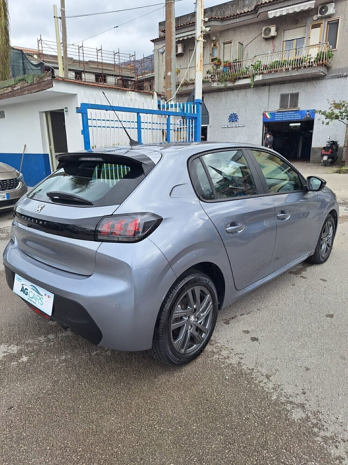 Peugeot 208 BlueHDi 100 Stop&Start 5 porte Allure (6)