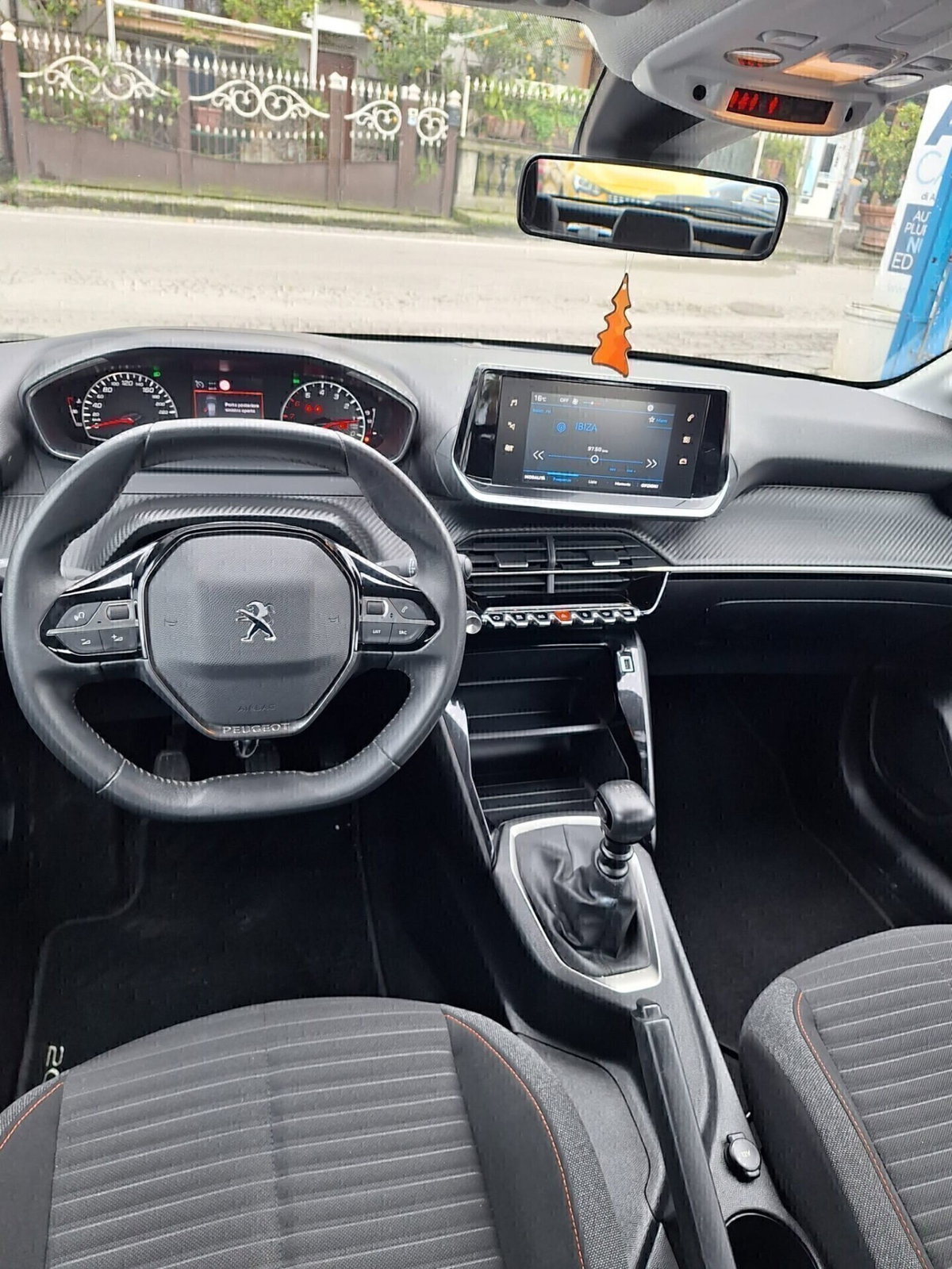 Peugeot 208 BlueHDi 100 Stop&Start 5 porte Allure (9)