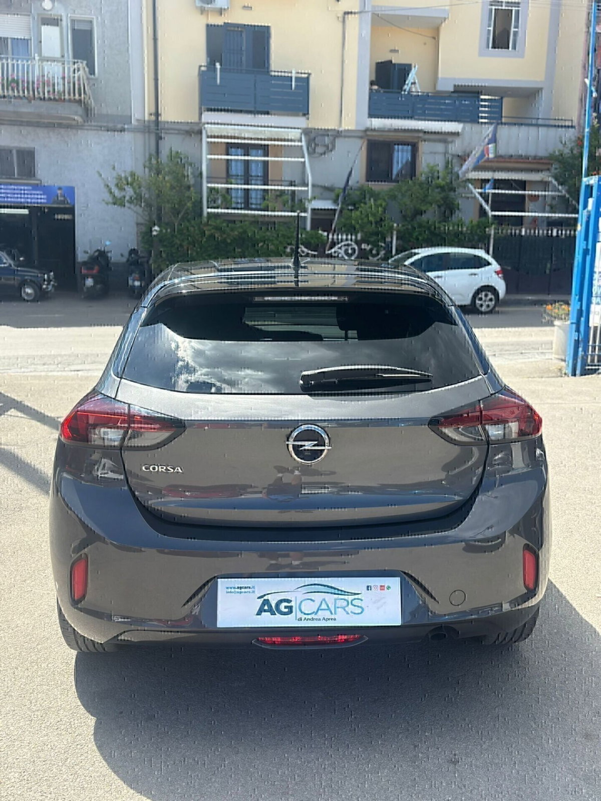 Opel Corsa 1.2 Elegance (6)