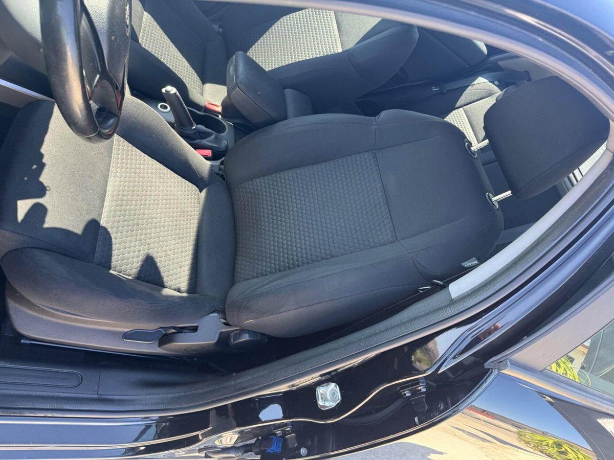 Alfa Romeo Giulietta 1.6 JTDm-2 Distinctive (20)