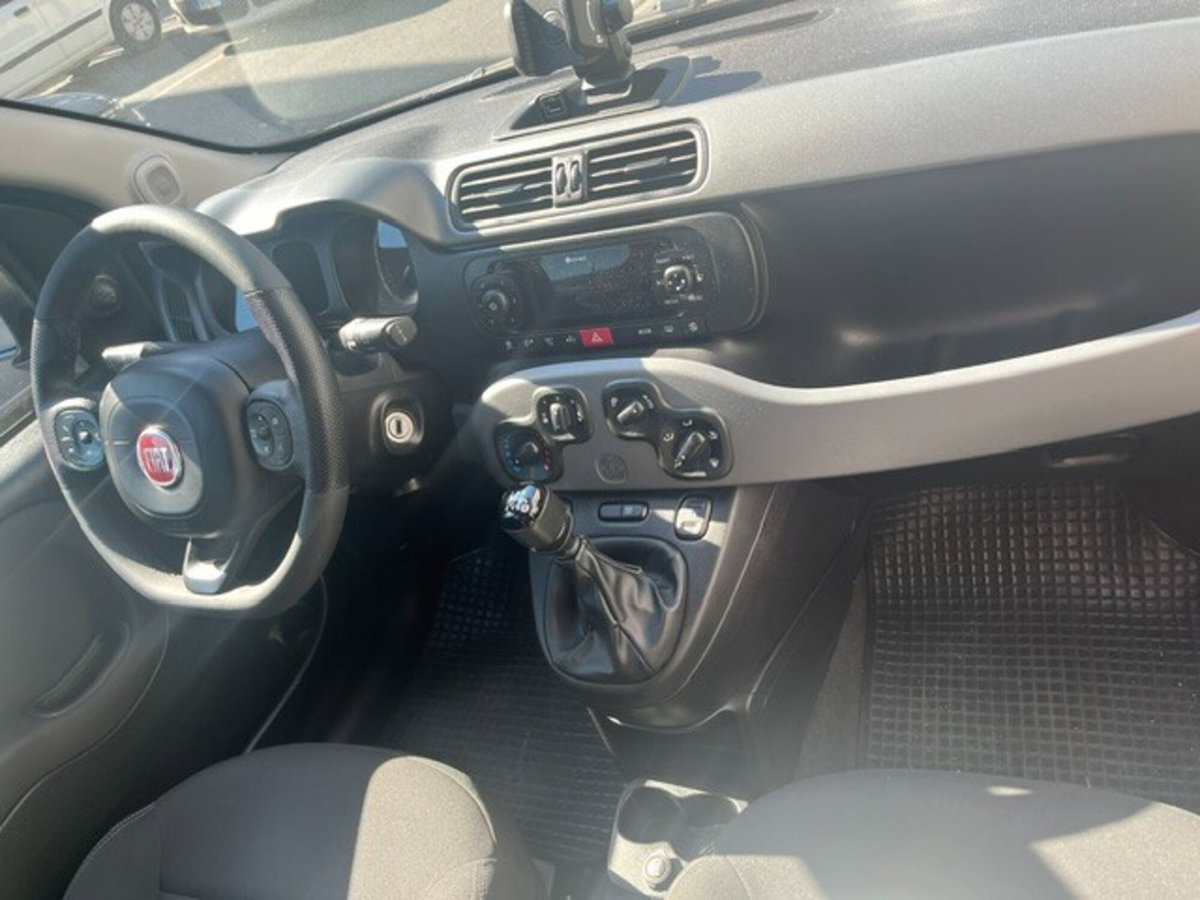 Fiat Panda 1.0 FireFly S&S Hybrid City Cross (3)
