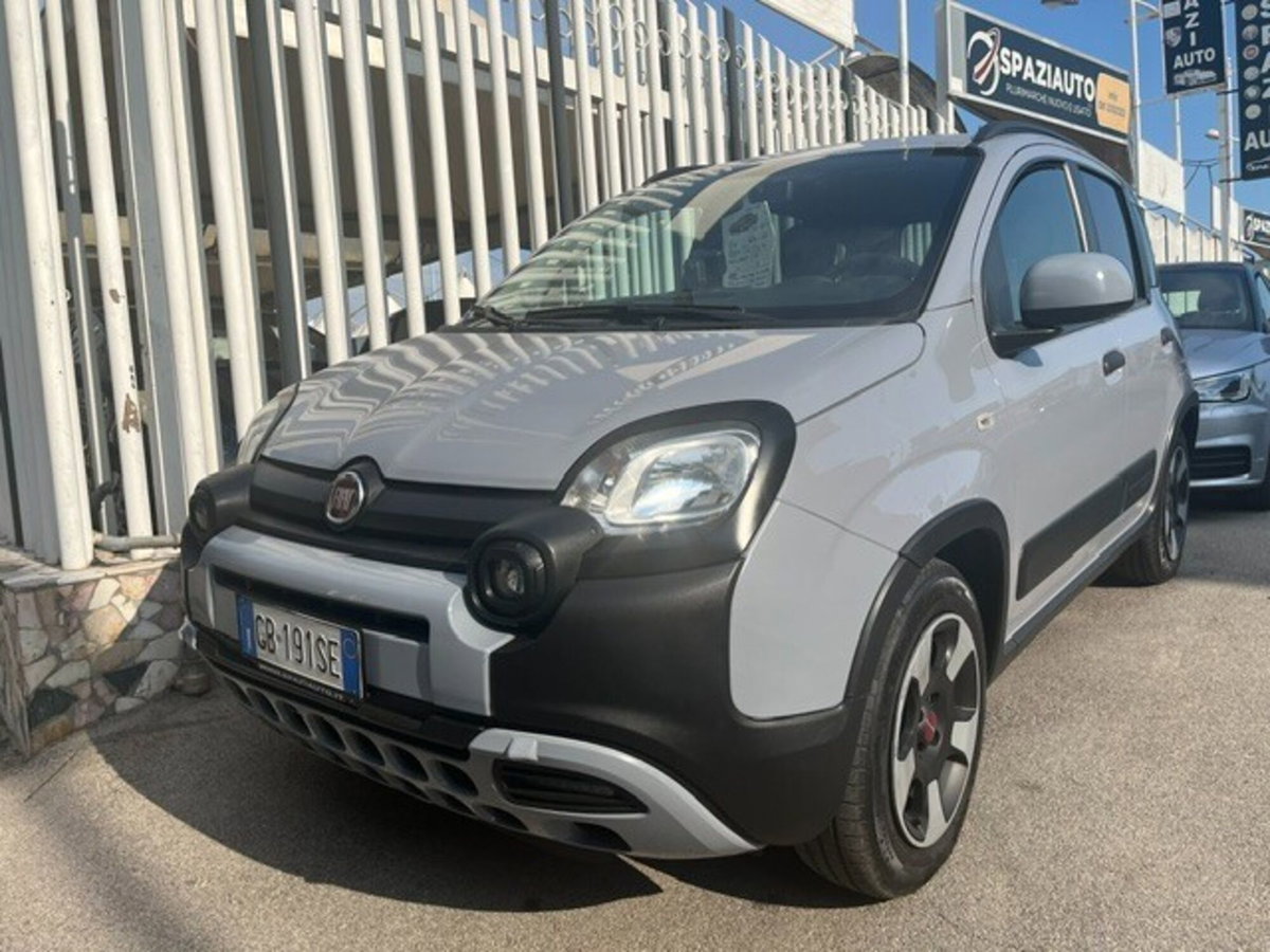 Fiat Panda 1.0 FireFly S&S Hybrid City Cross (7)