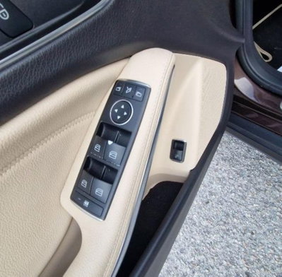Mercedes-Benz GLA SUV 180 d Automatic Premium (12)
