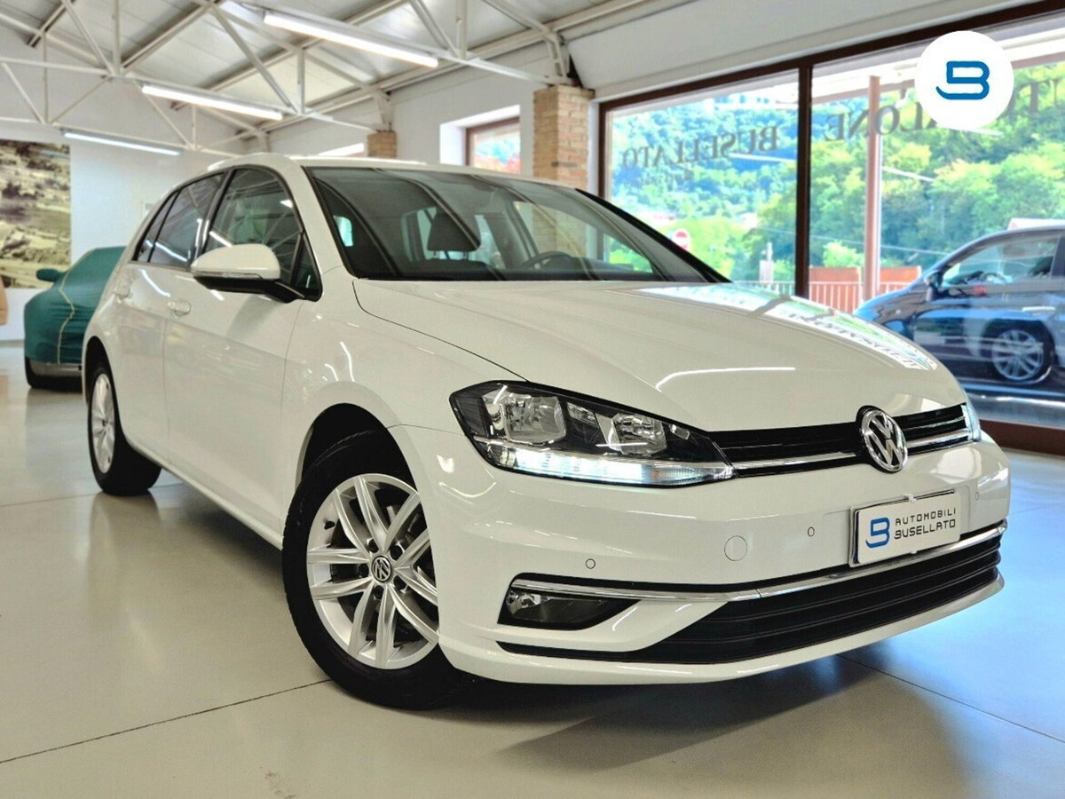 Volkswagen Golf 1.0 TSI 110 CV DSG 5p. Business BlueMotion Technology (18)