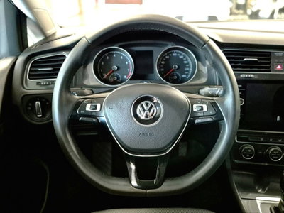 Volkswagen Golf 1.0 TSI 110 CV DSG 5p. Business BlueMotion Technology (4)