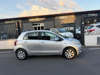 Toyota Yaris 1.0 5 porte (3)