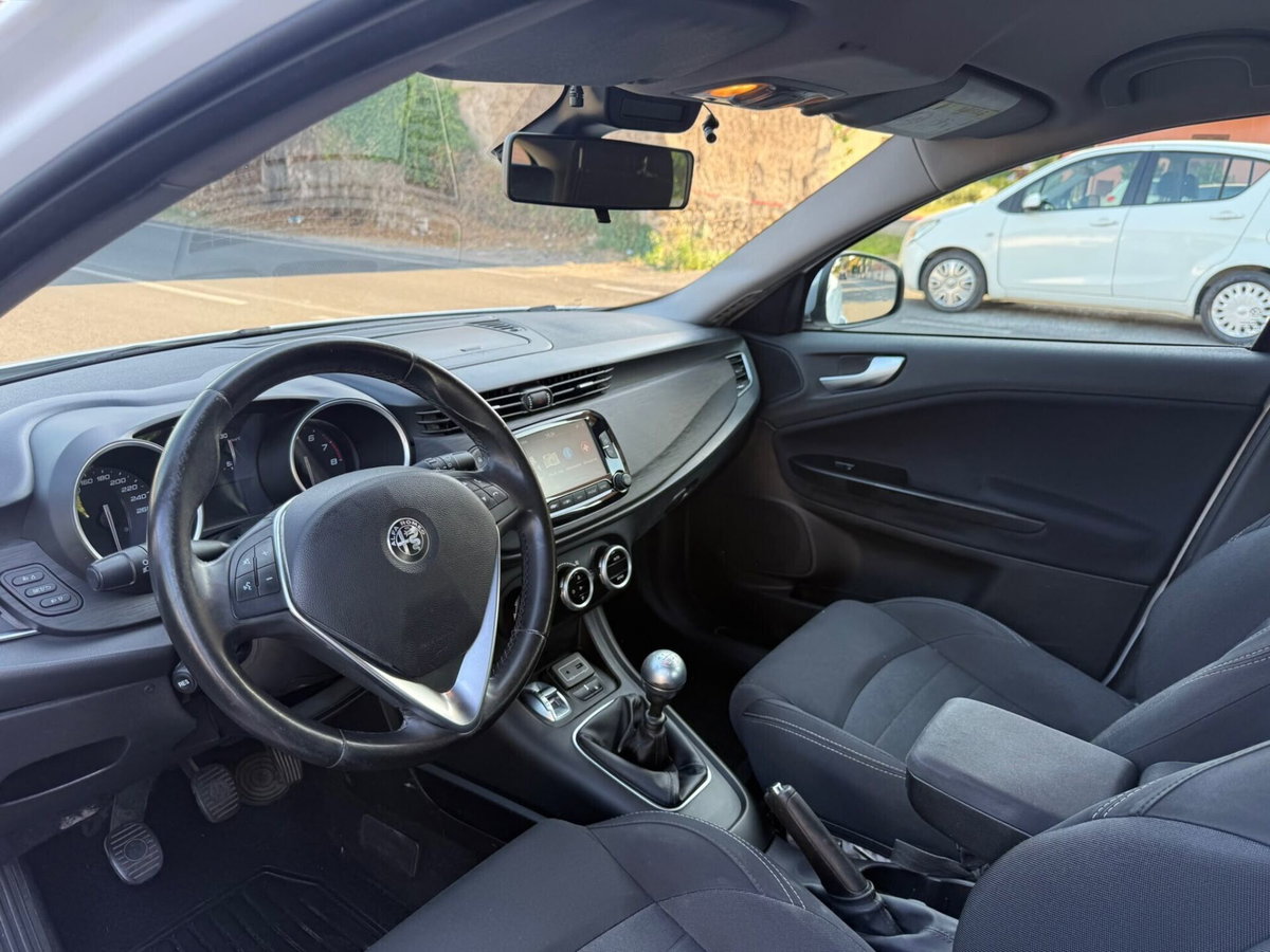 Alfa Romeo Giulietta 1.4 Turbo Progression Gpl 120cv E6 (5)