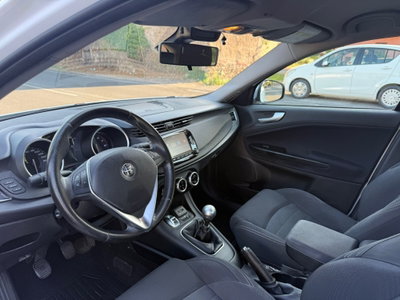 Alfa Romeo Giulietta 1.4 Turbo Progression Gpl 120cv E6 (5)