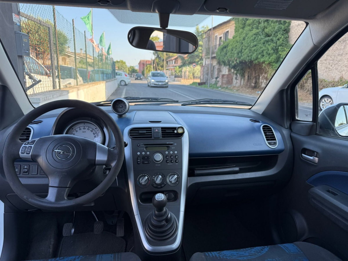 Opel Agila 1.0 12V 68 CV Elective (4)