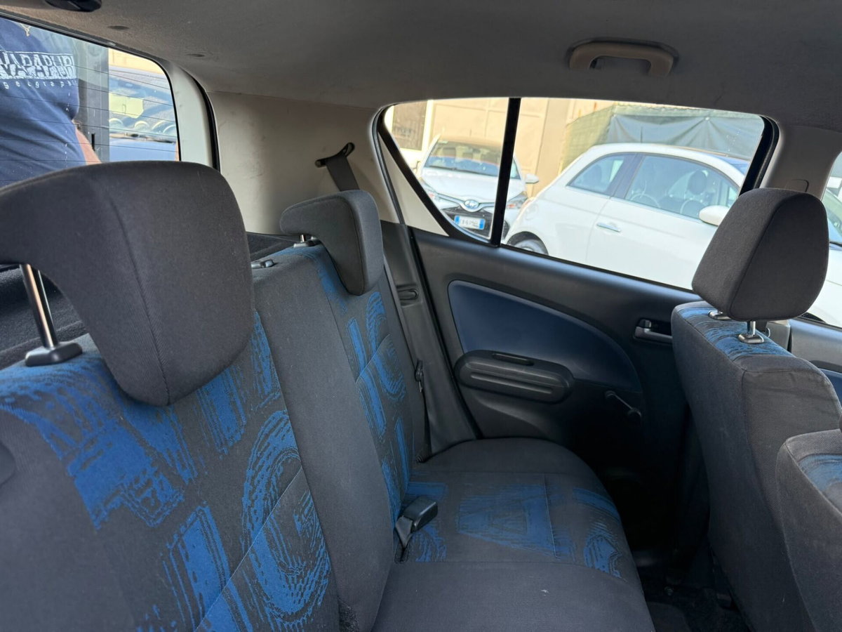 Opel Agila 1.0 12V 68 CV Elective (7)