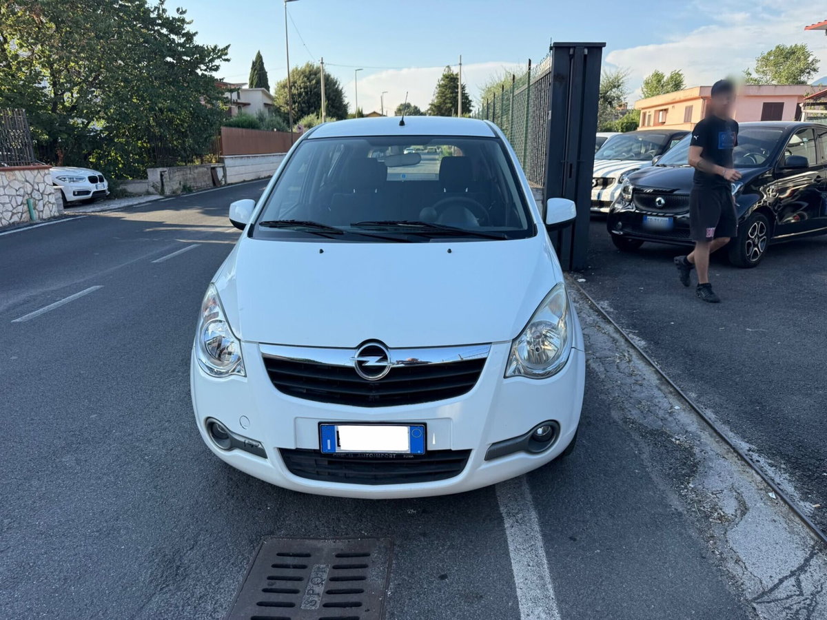 Opel Agila 1.0 12V 68 CV Elective (8)