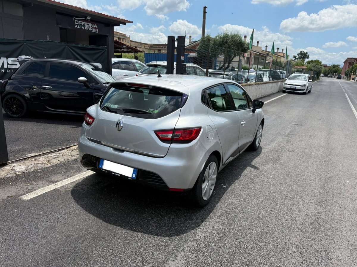 Renault Clio 1.5 dCi 8V 75CV 5 porte Live (2)