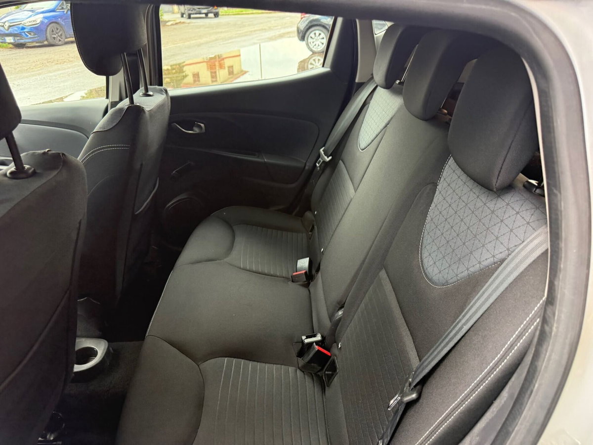 Renault Clio 1.5 dCi 8V 75CV 5 porte Live (7)