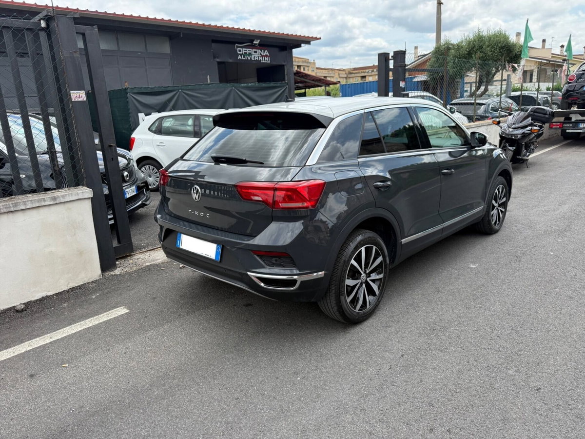 Volkswagen T-Roc 1.6 TDI SCR Style BlueMotion Technology (2)