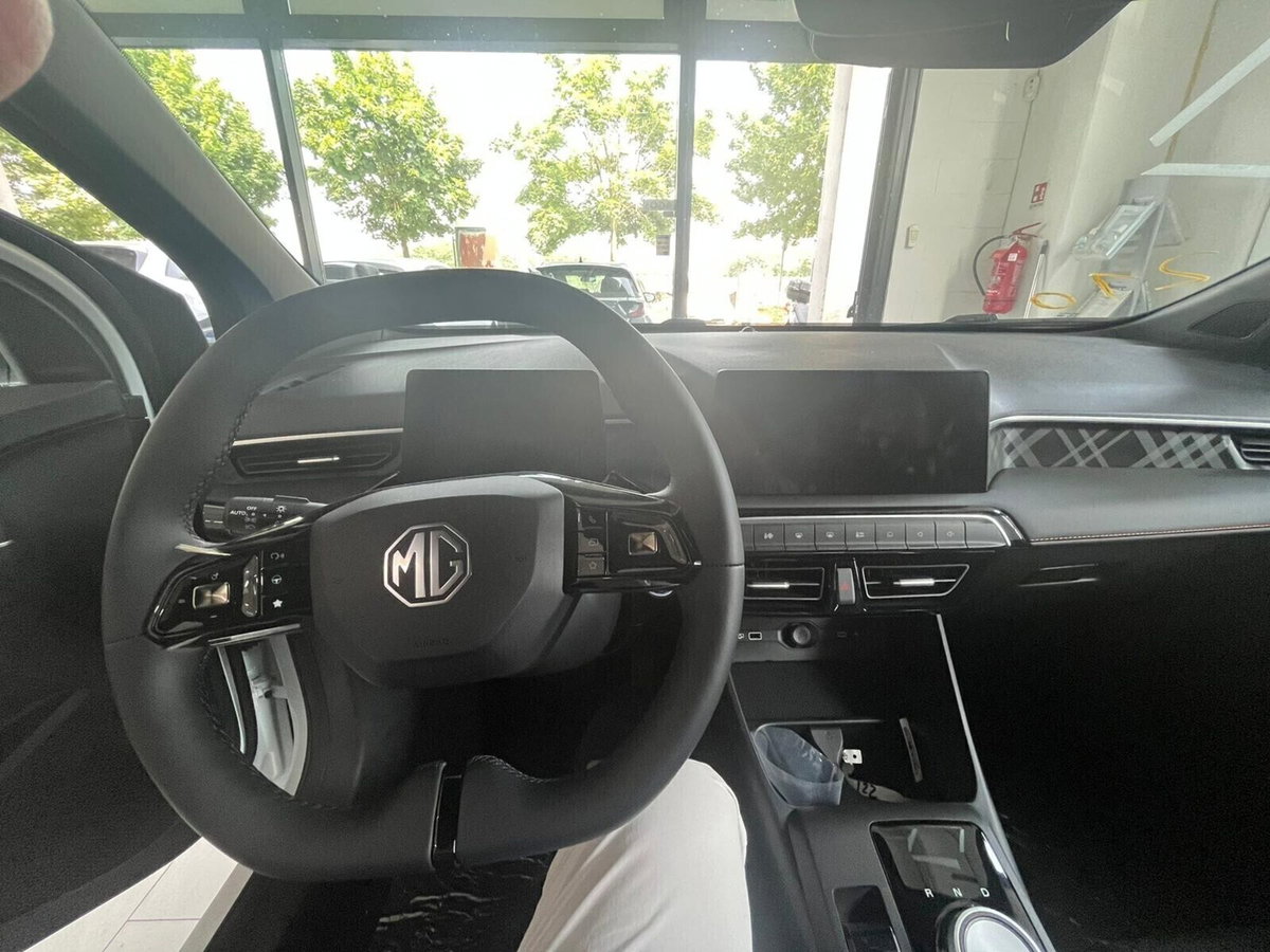 Mg MG3 1.5 Standard (18)