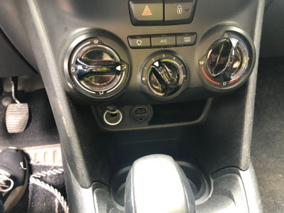 Peugeot 208 82 5 porte Active (10)