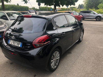 Peugeot 208 82 5 porte Active (4)
