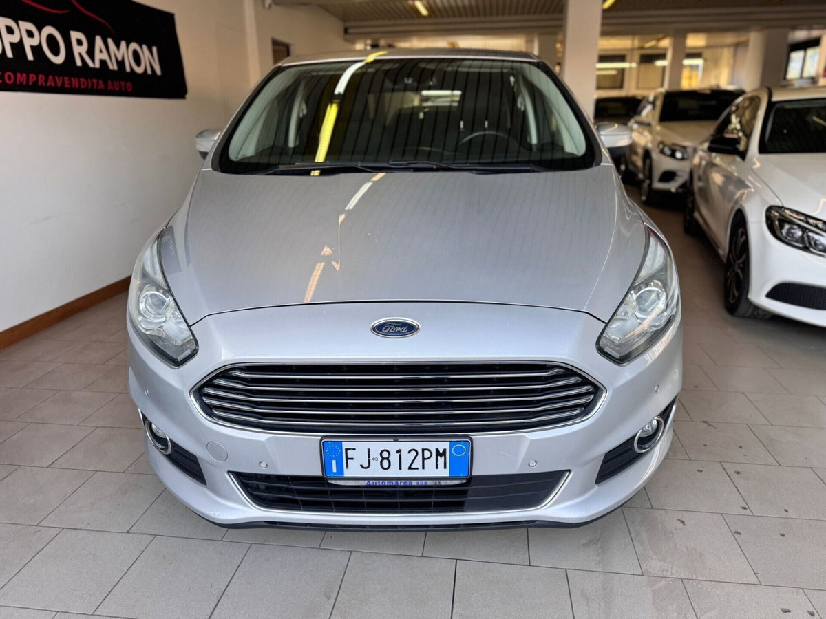 Ford S-Max 2.0 TDCi 180CV Start&Stop Powershift Vignale (2)