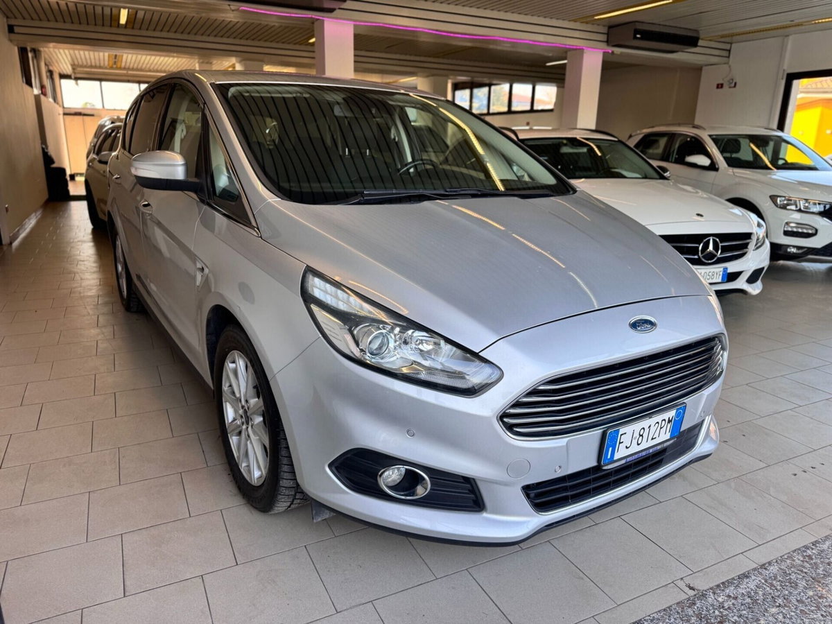 Ford S-Max 2.0 TDCi 180CV Start&Stop Powershift Vignale (3)
