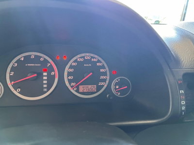 Honda CR-V 2.0 16V i-VTEC ES (8)