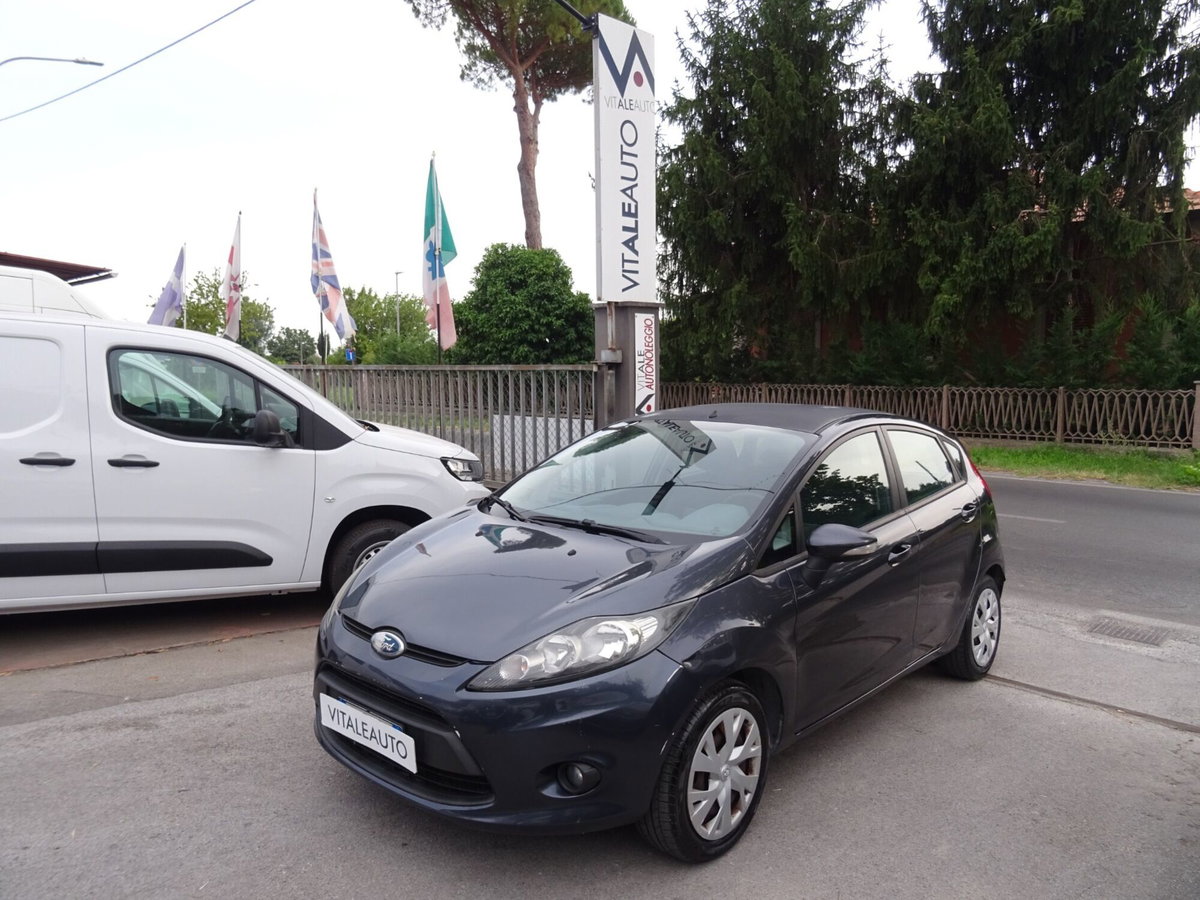 Ford Fiesta 1.2 60CV 5p. Tit. (4)