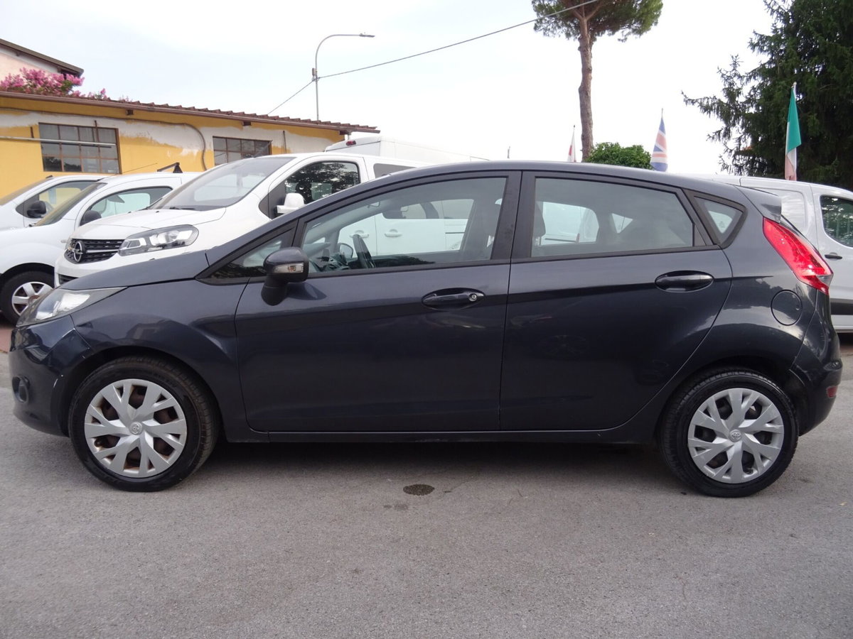 Ford Fiesta 1.2 60CV 5p. Tit. (9)