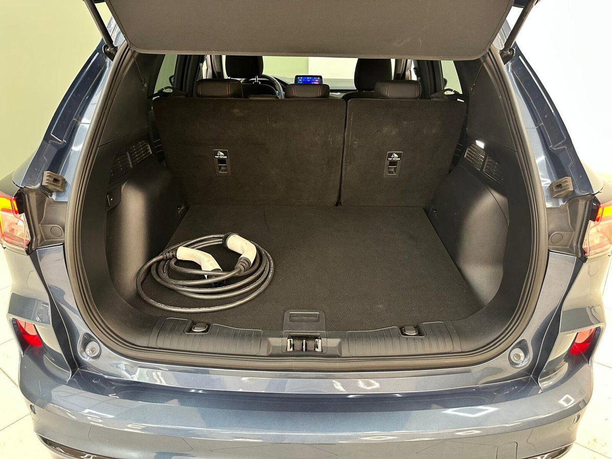 Ford Kuga 2.5 Plug In Hybrid 225 CV CVT 2WD ST-Line (8)